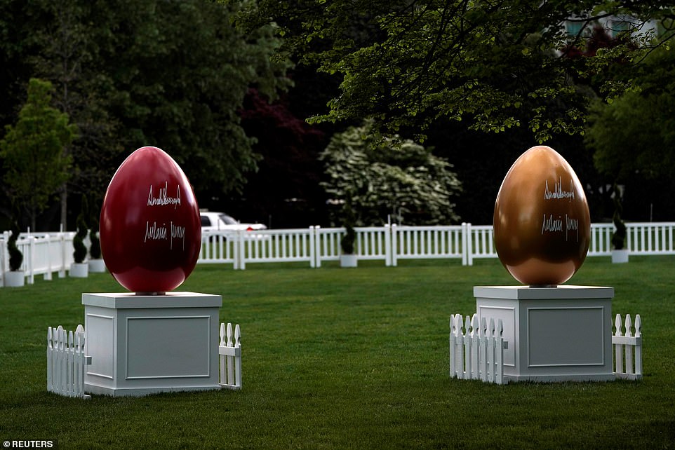 12572158-6947099-Giant_eggs_with_the_president_s_and_first_lady_s_signature_were_-a-84_1555955035634