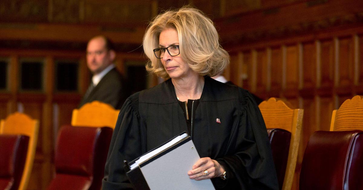 Top New York Judge Steps Down Amid Investigation Into Possible Ethics ...